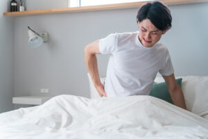 【岡山市で背中の痛みにお悩みの方へ】動くと痛い・じっとしていてもつらい背中の痛みはあいあい整骨院へ